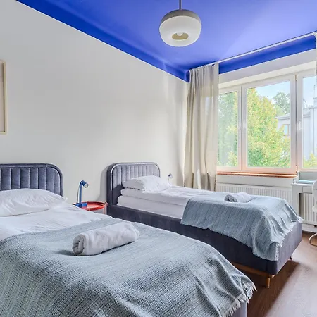 Shortstaypoland National Stadium *